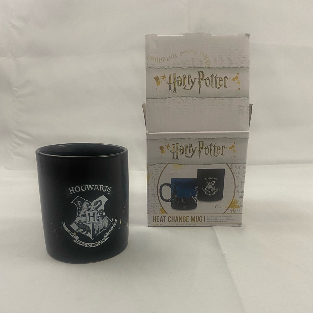 Harry Potter Heat Change Color Change Mug Microwave Dishwasher Safe NWOT